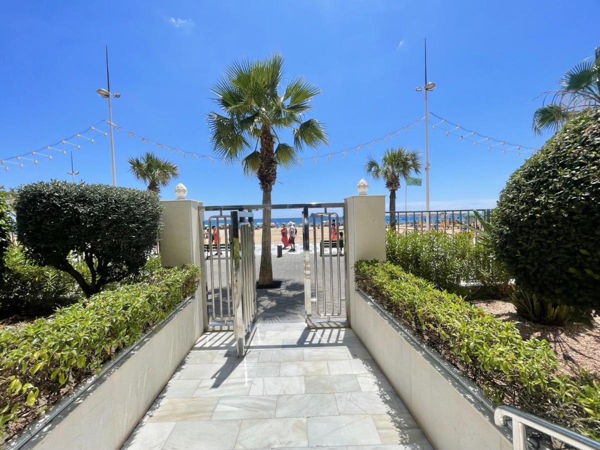 Tor Maraya Seafront Levante Beach เบนิดอร์ม ภายนอก รูปภาพ